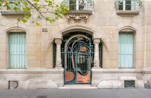 Buy a piece of an 1898 Parisian masterpiece for €840,000